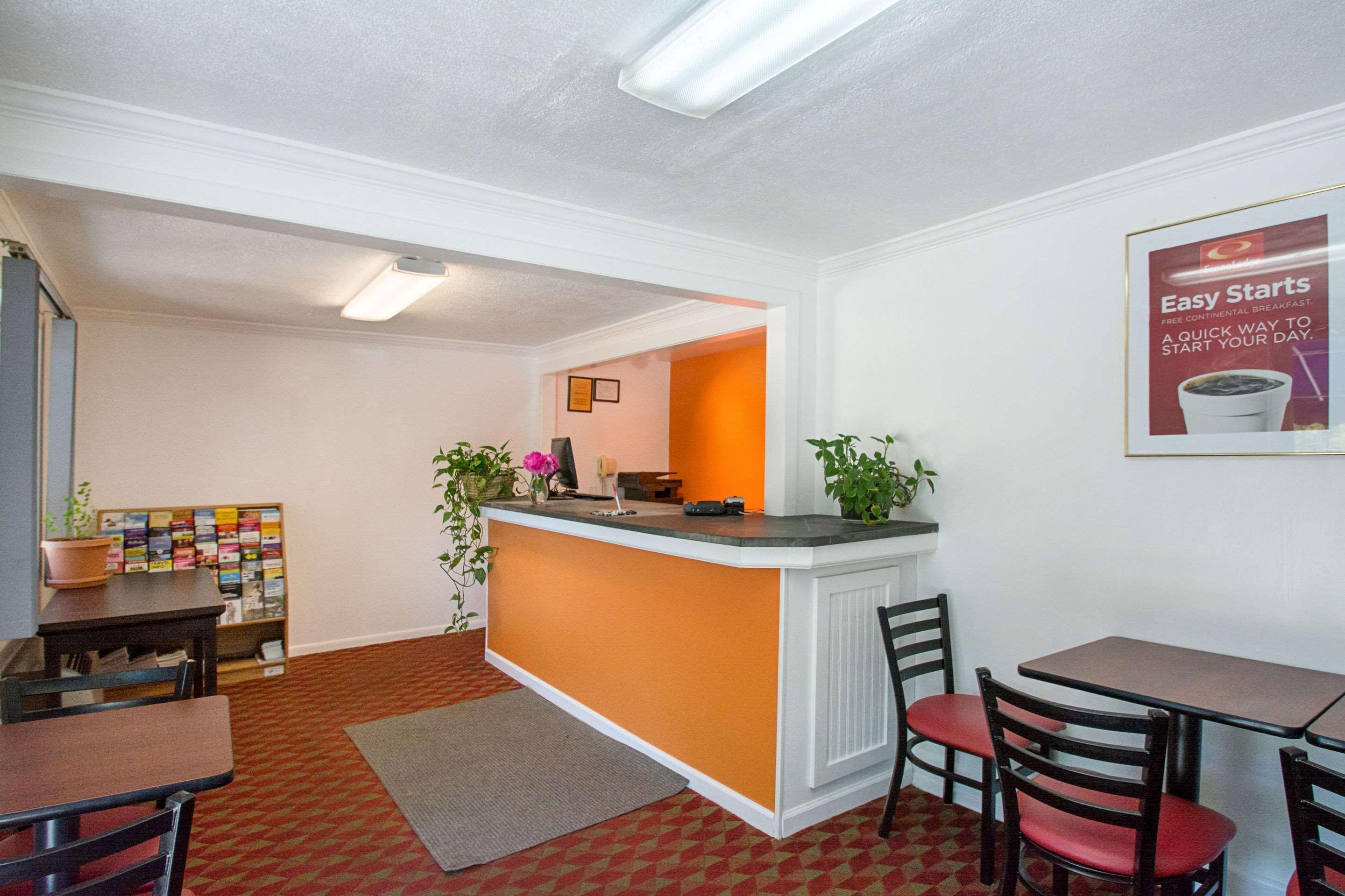 Econo Lodge Lee - Great Barrington Exterior photo