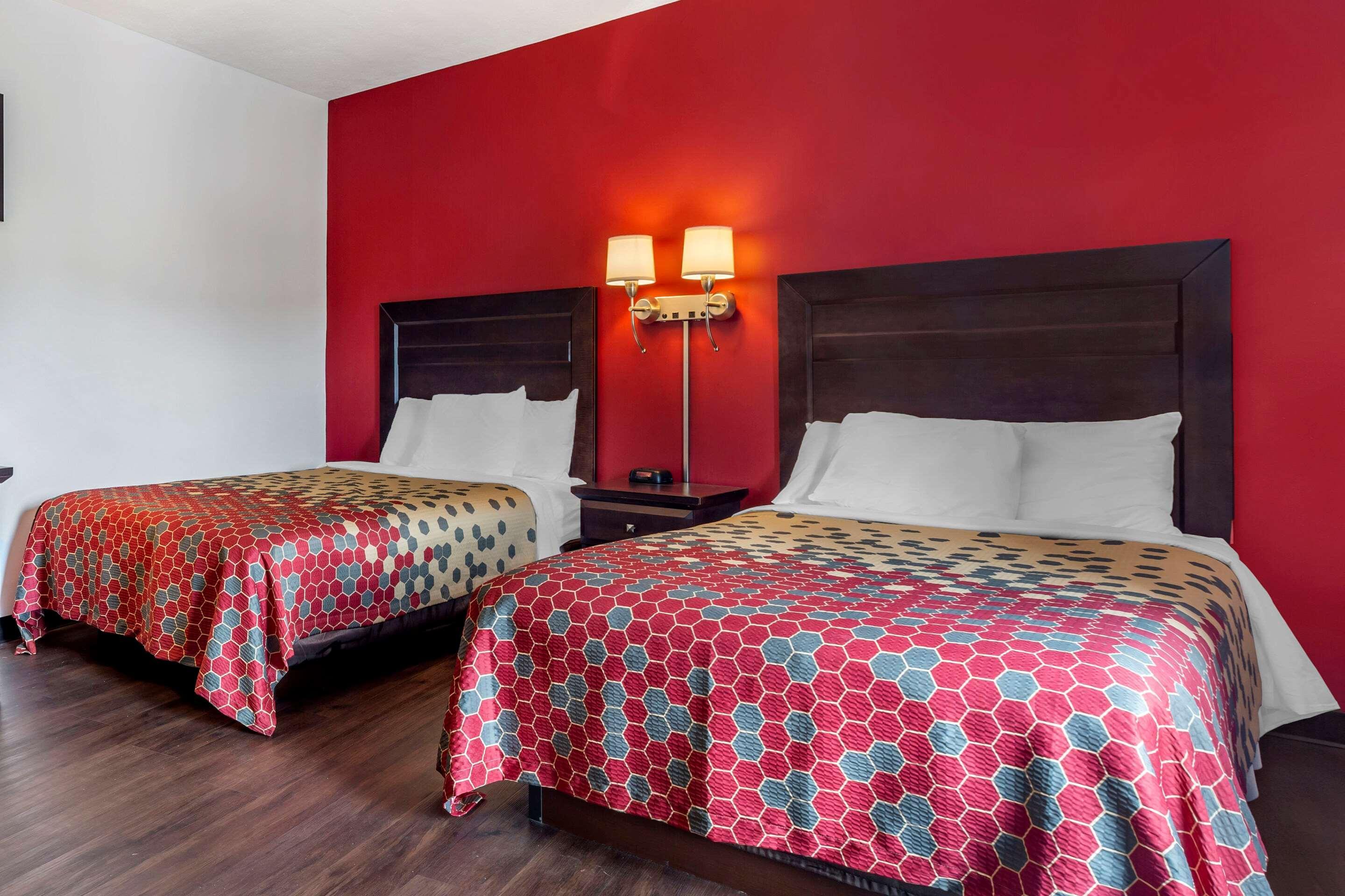 Econo Lodge Lee - Great Barrington Exterior photo