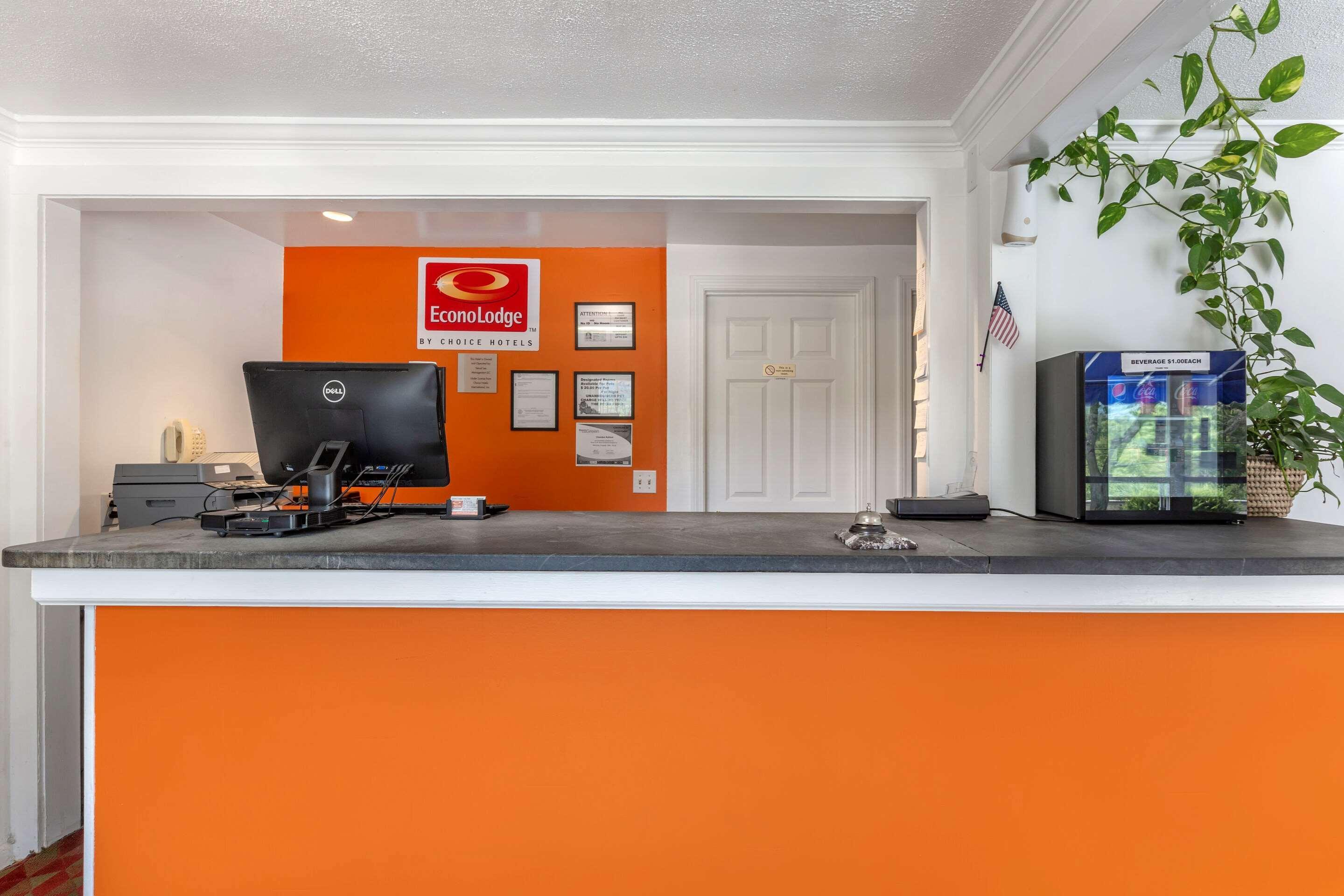 Econo Lodge Lee - Great Barrington Exterior photo
