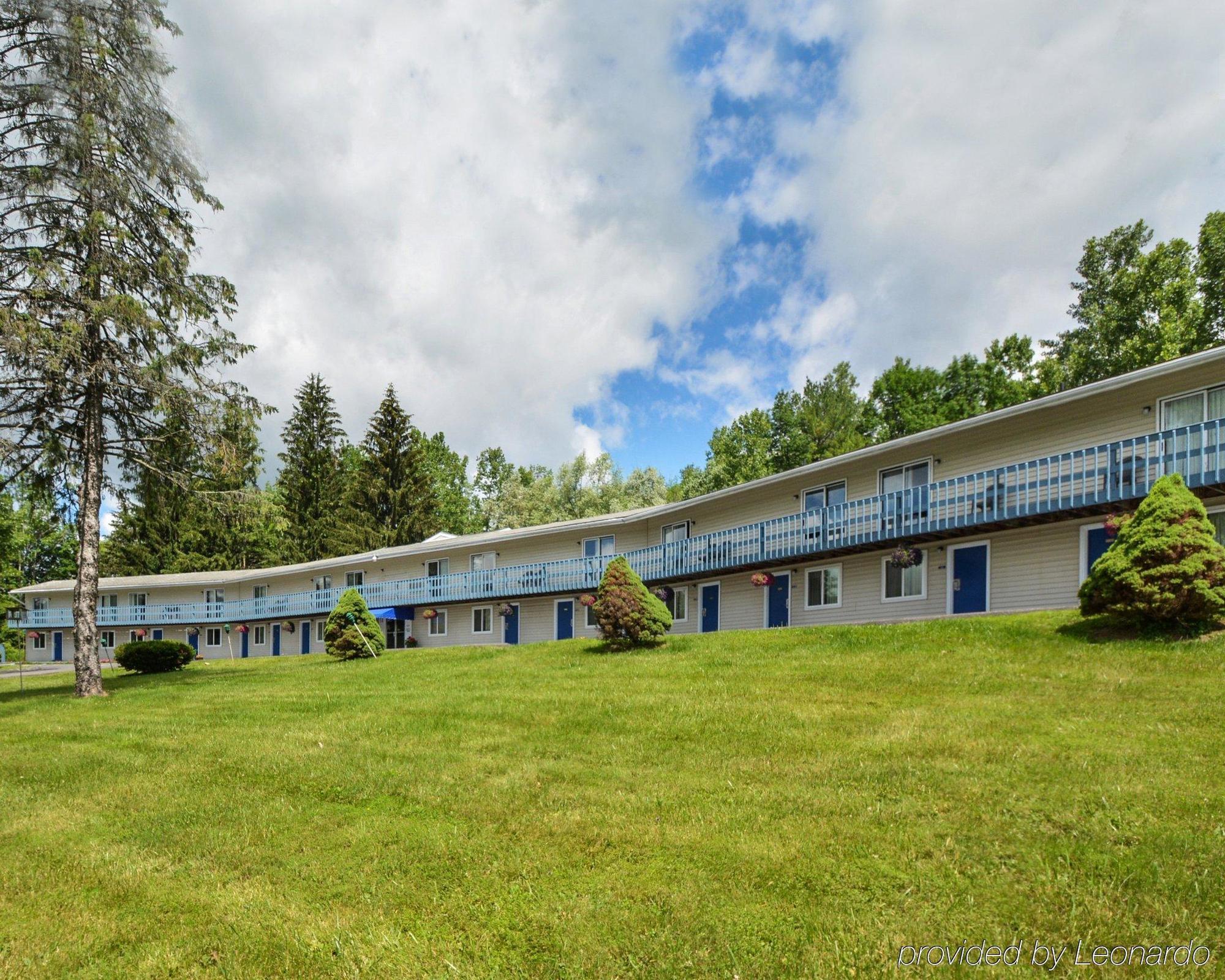 Econo Lodge Lee - Great Barrington Exterior photo