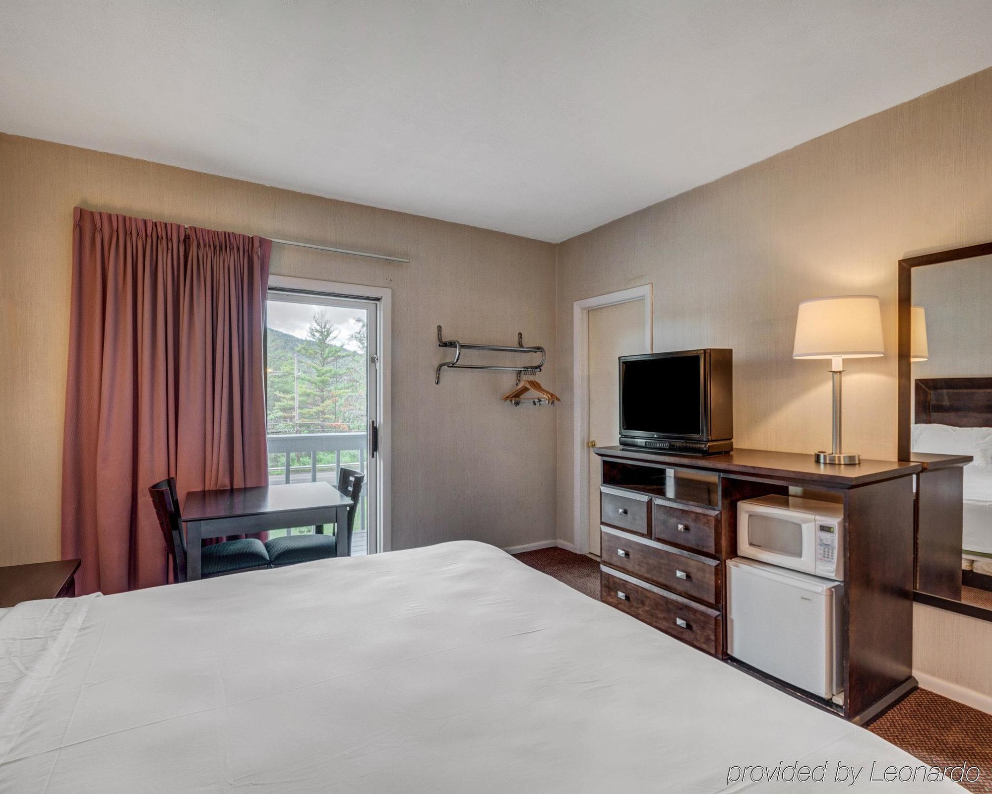 Econo Lodge Lee - Great Barrington Exterior photo